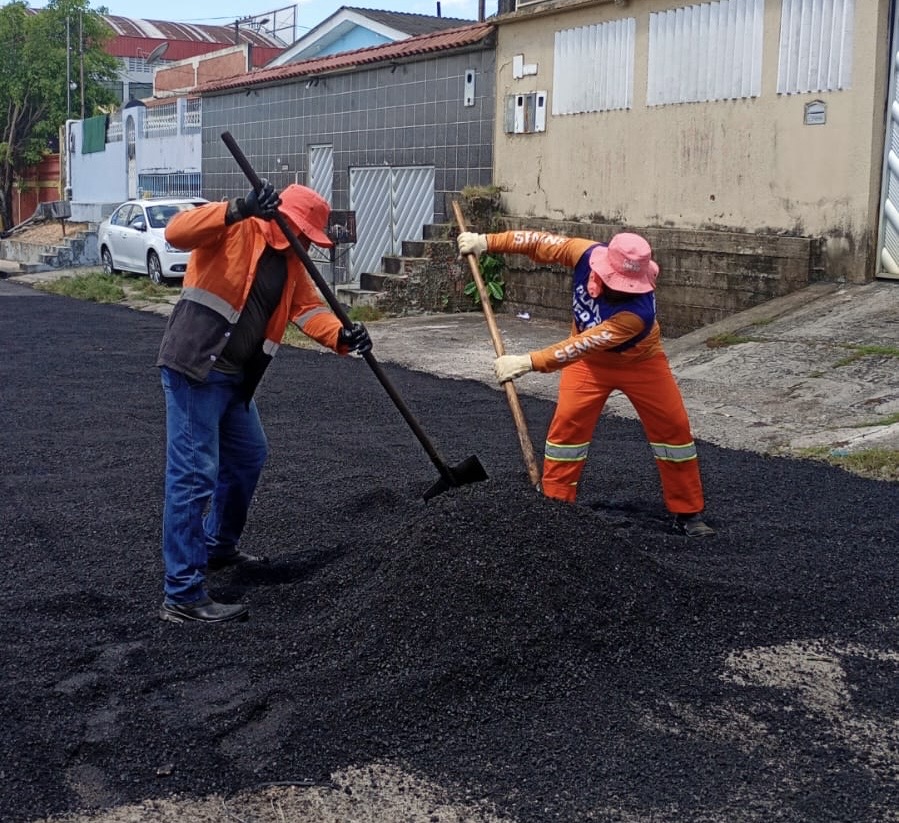 Prefeitura-de-Manaus-reforca-manutencao-asfaltica-no-conjunto-Manoa-e-garante-mais-seguranca-para-moradores-3